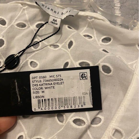 NWT Gianni Bini Katrina EYELET WHITE DRESS Sz M - Picture 4 of 7